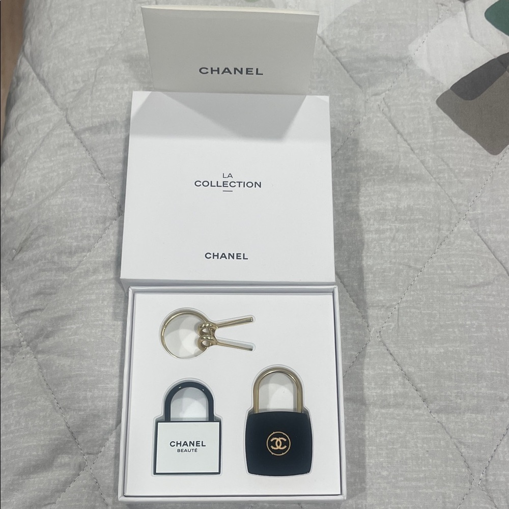 LA Collection CHANEL Black and Gold Padlock Set